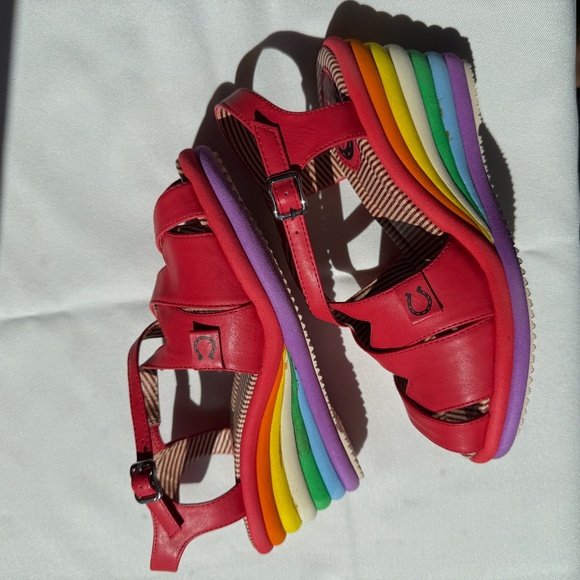 Lucky Rainbow Foam Platform Sandals - Picture 6 of 7